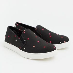 BLACK POLKA DOT CANVAS SLIP-ON SNEAKER (WW)